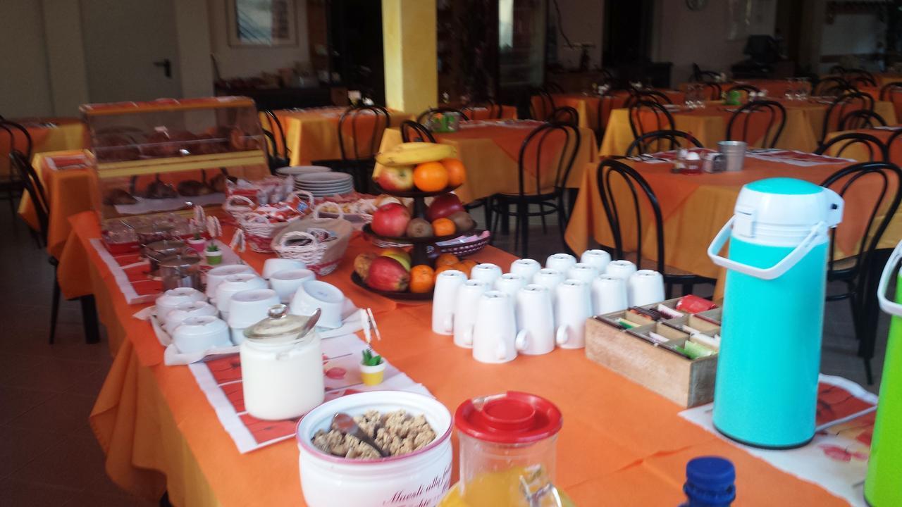 Albergo Ristorante Lavedo Лено Экстерьер фото